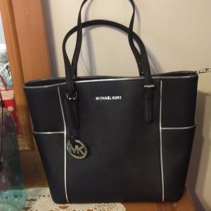 Michael kors black tote bag-AUTHENTIC